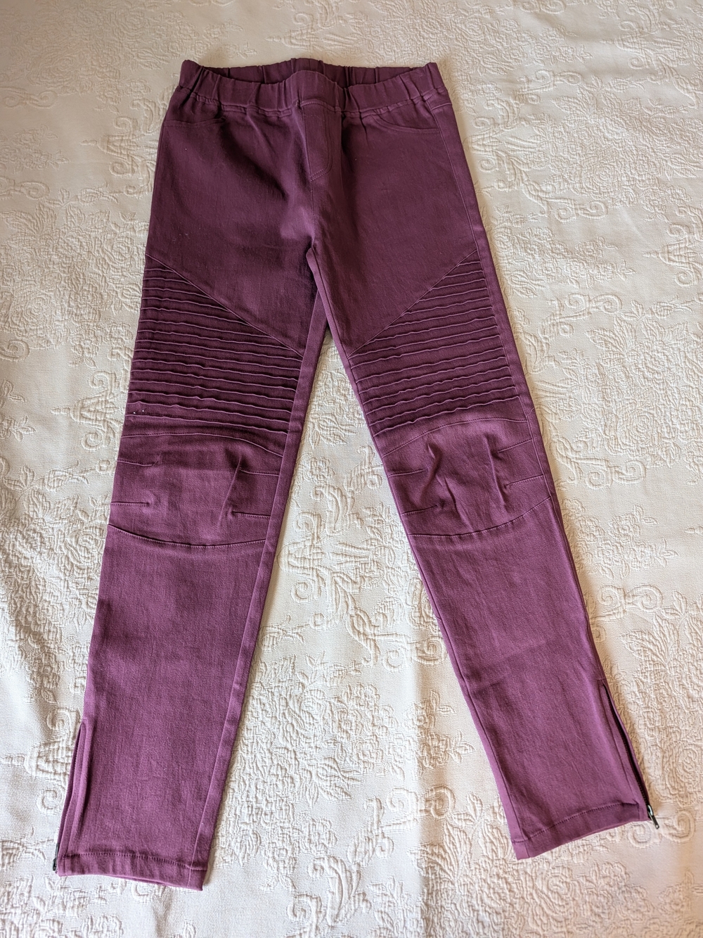Umgee Plum Skinny Moto Jeans with Knee Ribbing